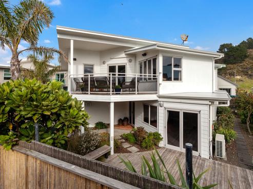 24B Ocean Road, Ohope