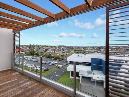 210/24 Wellington Street, Howick