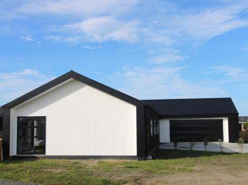 121 Mahoe Place, Matarangi