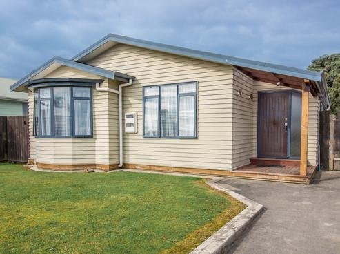 66 Wakefield Street, Westport