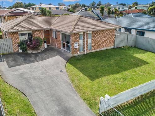 3 Eloise Place, Clendon Park