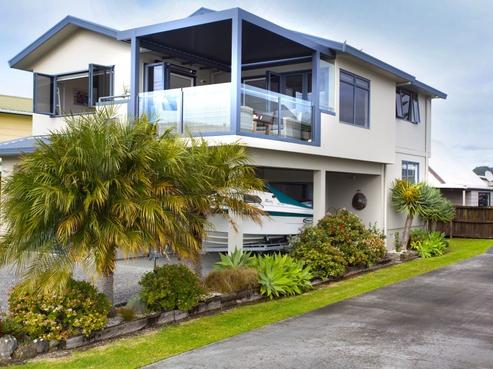 621A Harbour View Road, Whangamata