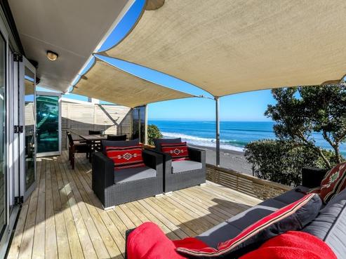 93 Messenger Terrace, Oakura