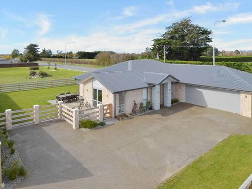 4 Sequoia Way, Rangiora