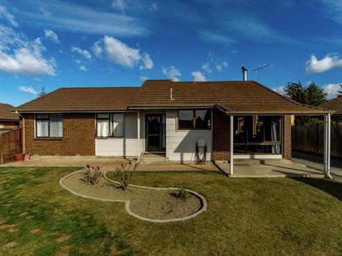27 Antimony Crescent, Cromwell