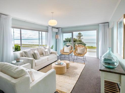 86 The Esplanade, Westshore