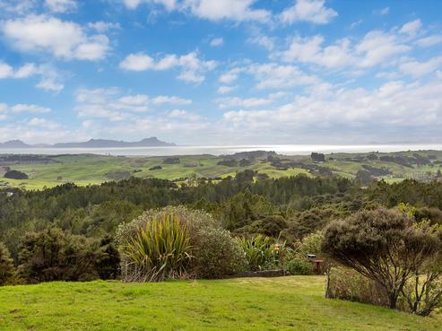 226 Massey Road, Waipu
