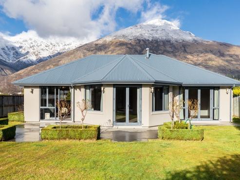 13 Acheron Place, Lake Hayes Estate
