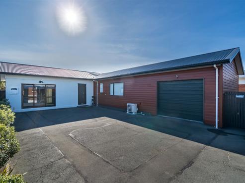 24B Hargest Crescent, Saint Kilda