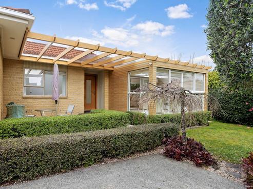 2/16 Brook Street, Milford