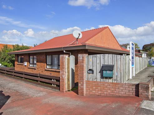 4/329 Western Hills Drive, Avenues