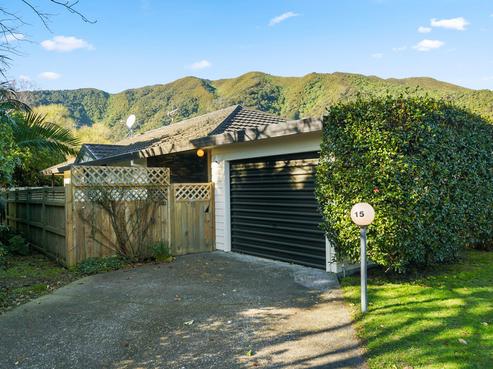 15/169 Whites Line East, Waiwhetu