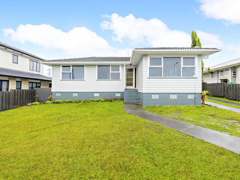 11 Othello Drive, Clover Park