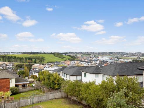 14 Carrowmore, Pinehill