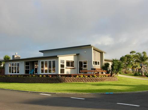 8 Aquila Drive, Whitianga
