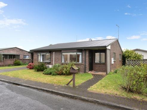 110A Burns Street, Leamington