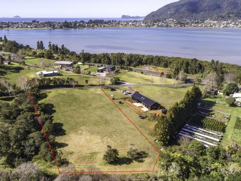 11 Aldermen Lane, Tairua