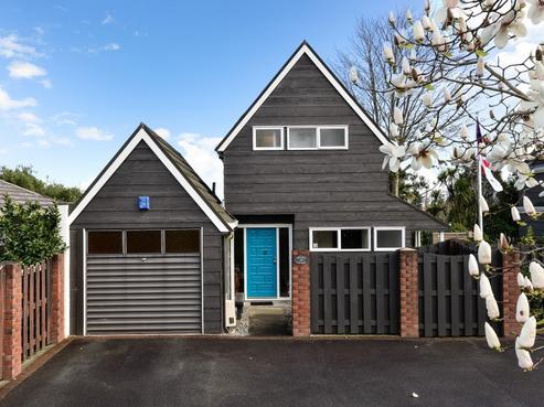 22A Chelsea Place, Chartwell