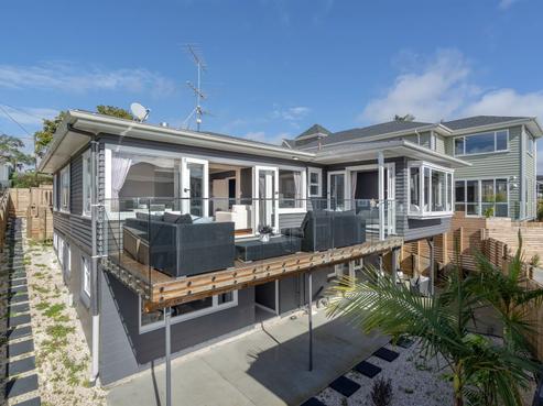 2 Garadice Road, Rothesay Bay