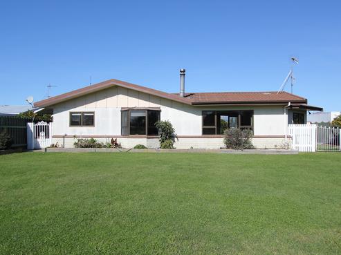 106 Tait Drive, Greenmeadows