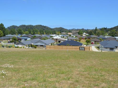 83 Greenhills Drive, Coromandel