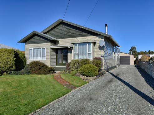 7 Burns Street, Mataura