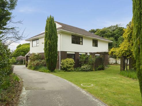 38 Kanawa Street, Waikanae