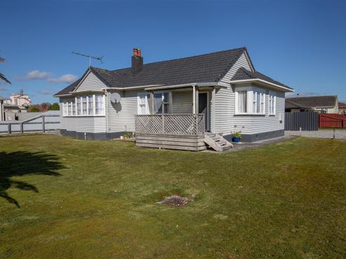 183 Stafford Street, Hokitika