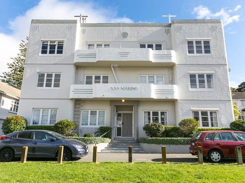 8/4 Oak Park Avenue, Te Aro