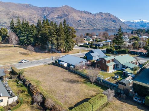135 Plantation Road, Wanaka