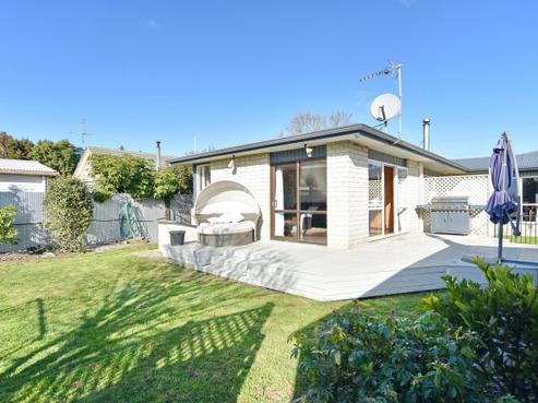 26 Woodend Road, Woodend