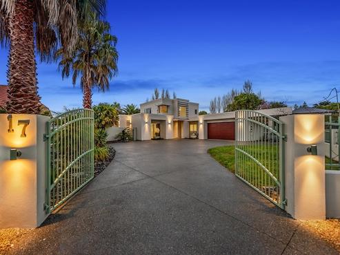 17 Longwood Place, Harrowfield