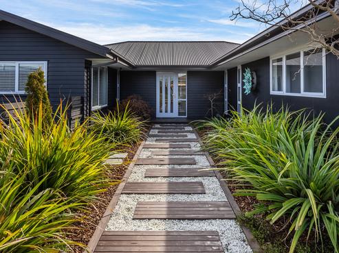 4 Rossall Crescent, Rolleston