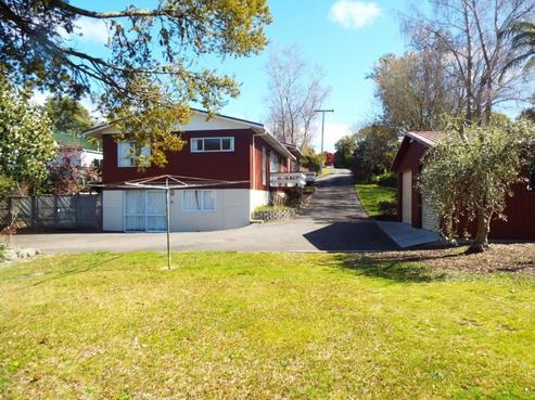 96B Grand Vue Road, Kawaha Point