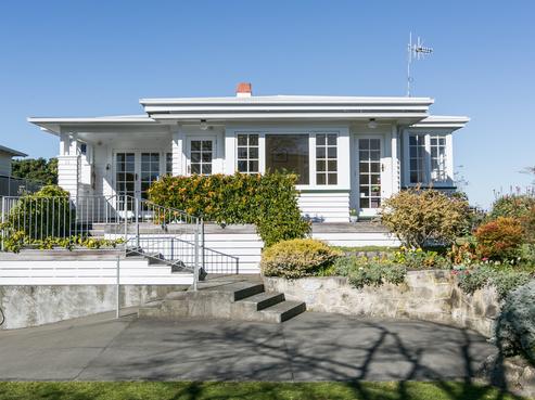 12 Clyde Road, Napier Hill