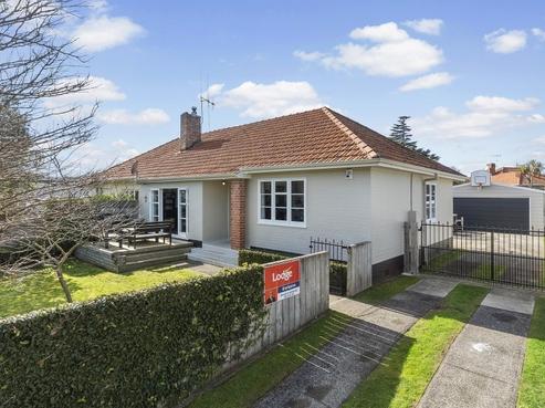 39 Jellicoe Drive, Hamilton East