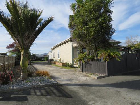 141 Derby Street, Westport