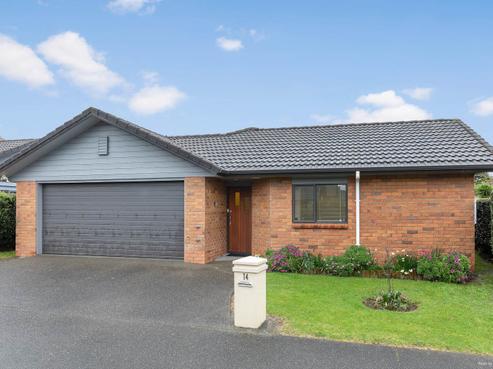 14/1 Piriti Drive, Te Atatu Peninsula