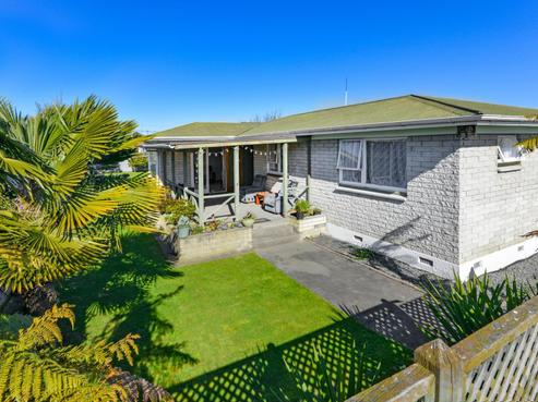 602 Kaka Street, Camberley
