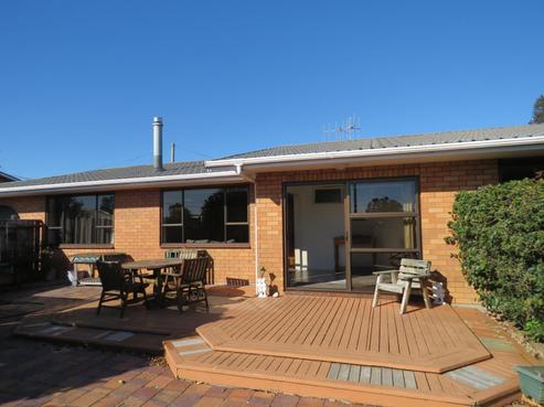 12 Fonblanque Street, Westport