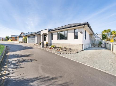 19 Garrett Place, Riverstone Terraces