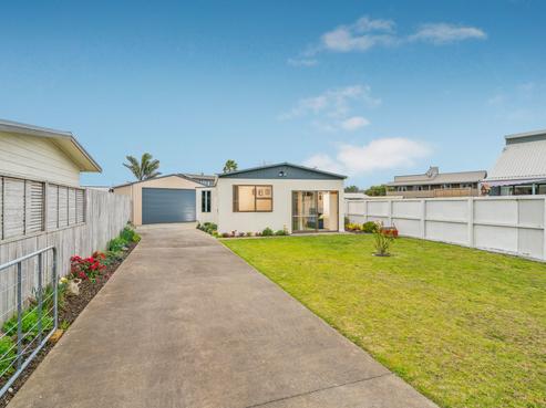 17B Meadow Drive, Whitianga