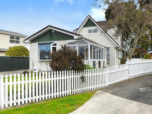 5 Patutu Grove, Trentham
