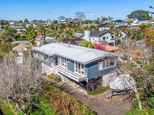 19 Aberdeen Road, Castor Bay