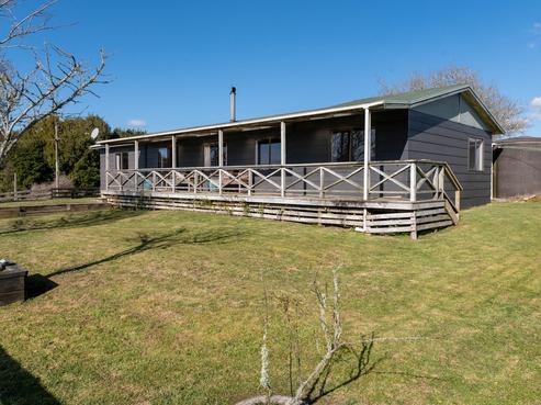 132 South Road, Mamaku