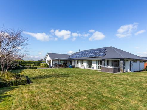 16 Iris Taylor Avenue, West Melton