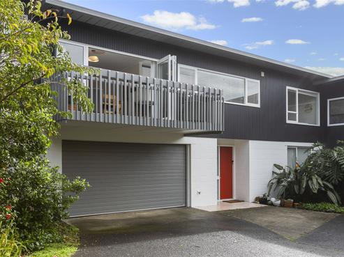 2/29 Rangitoto Terrace, Milford