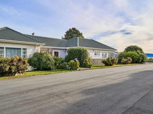 1 Heketara Street, Eastbourne