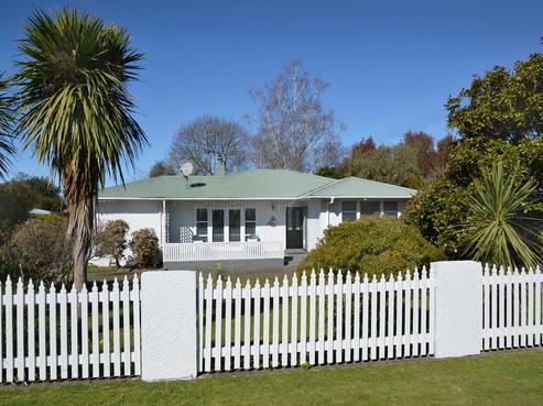 55 West Street, Greytown