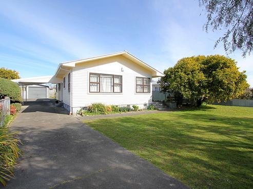 22 Trinity Crescent, Pirimai
